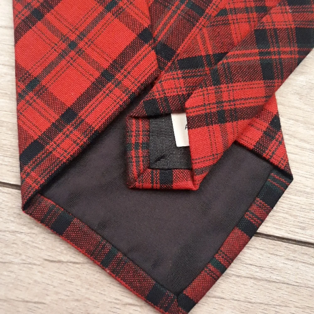 PENDLETON Red‎ Black Plaid Wool Mens Tie USA RARE